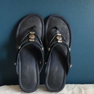 Minnetonka Flip flop, Thong, Sandals